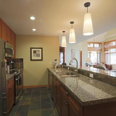 Capitol Peak Lodge-3